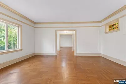 540 Highridge Avenue, Cliffside Park, NJ 07010 - Photo 15