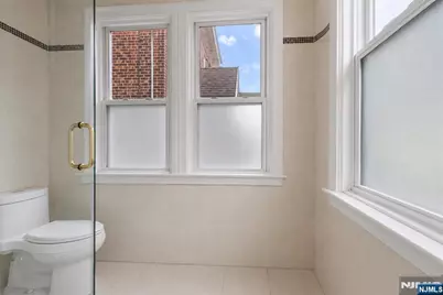 540 Highridge Avenue, Cliffside Park, NJ 07010 - Photo 21
