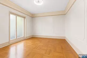 540 Highridge Ave, Cliffside Park, NJ 07010 - Photo 9