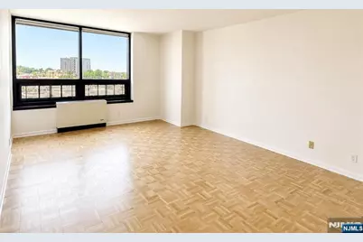 800 Palisade Avenue 704 #704, Fort Lee, NJ 07024 - Photo 7