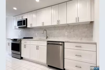 800 Palisade Avenue 704 #704, Fort Lee, NJ 07024 - Photo 5