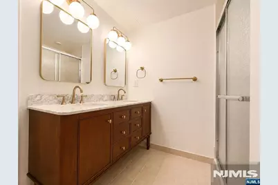800 Palisade Avenue 704 #704, Fort Lee, NJ 07024 - Photo 9