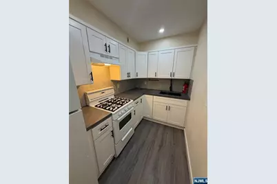 455 Fairview Avenue 3 #3, Fairview, NJ 07022 - Photo 1