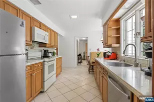 25 Carnot Ave, Woodcliff Lake, NJ 07677 - Photo 23