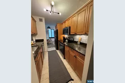 307 Prospect Avenue 12E #12E, Hackensack, NJ 07601 - Photo 11