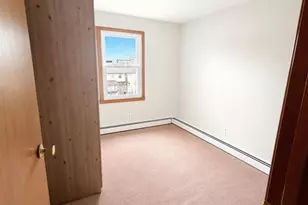 284 Livingston 2nd Floor, Lyndhurst Township, NJ 07071 - Photo 5