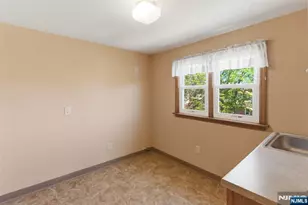 1017 E 27th St, Paterson, NJ 07513 - Photo 17