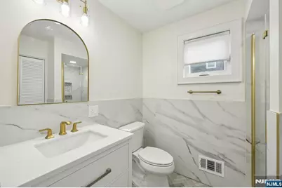 606 5th Street, Carlstadt, NJ 07072 - Photo 17