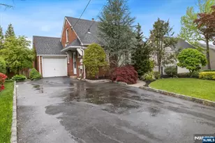881 Lincoln Ave, Maywood, NJ 07607 - Photo 3