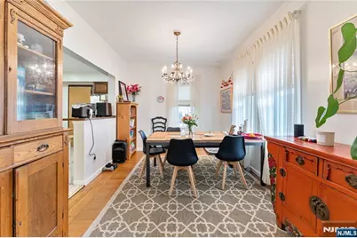186 Oakwood Avenue, Cliffside Park, NJ 07010 - Photo 5
