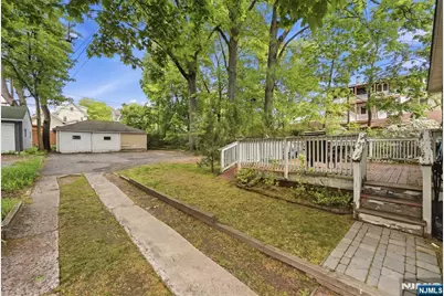 160 Ashland Avenue, Bloomfield, NJ 07003 - Photo 39