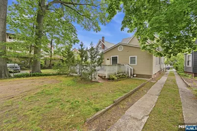 160 Ashland Avenue, Bloomfield, NJ 07003 - Photo 41