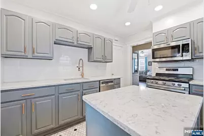 160 Ashland Avenue, Bloomfield, NJ 07003 - Photo 21