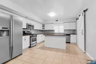 364 Broad Street 1, Carlstadt, NJ 07072 - Photo 17