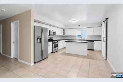 364 Broad Street 1 #1, Carlstadt, NJ 07072 - Photo 23