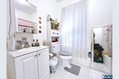 298 Princeton Avenue, Jersey City, NJ 07305 - Photo 25