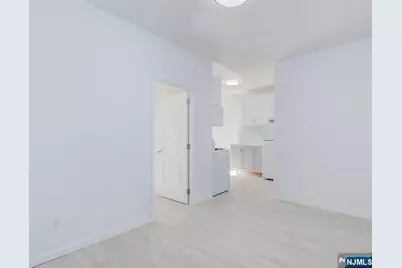 298 Princeton Avenue, Jersey City, NJ 07305 - Photo 21