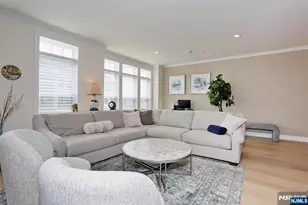 32 Melody Ln 37, Upper Saddle River, NJ 07458 - Photo 5