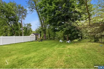 440 Kinderkamack Road, River Edge, NJ 07661 - Photo 31