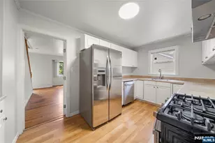 778 John St, Teaneck Township, NJ 07666 - Photo 5