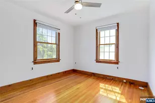 8 Garden Pl, Cranford Township, NJ 07016 - Photo 11
