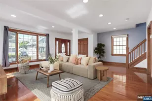 8 Garden Pl, Cranford Township, NJ 07016 - Photo 3