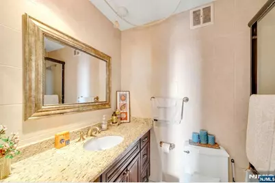 300 Winston Drive C0214 #C0214, Cliffside Park, NJ 07010 - Photo 19