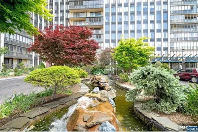 300 Winston Drive C0214 #C0214, Cliffside Park, NJ 07010 - Photo 23