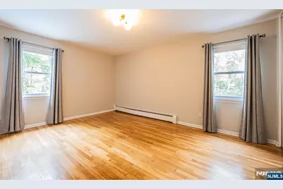 442 New York Avenue, Wyckoff Township, NJ 07481 - Photo 23