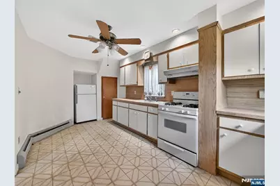 31 5th Street, Ridgefield Park, NJ 07660 - Photo 11