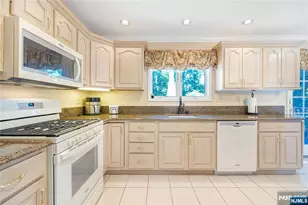 23 Slingerland Ave, Pequannock Township, NJ 07440 - Photo 21