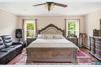 31 Knoble Place, Hawthorne, NJ 07506 - Photo 9
