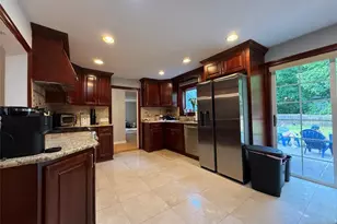193 Midland Ave 1st Fl, Paramus, NJ 07652 - Photo 13