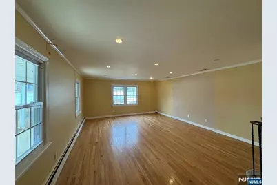 193 Midland Avenue 1st Fl #1st fl, Paramus, NJ 07652 - Photo 3