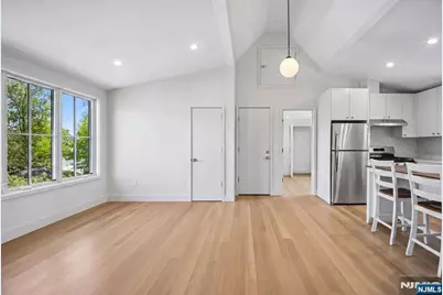 75 Midland Avenue 5 #5, Montclair, NJ 07042 - Photo 3