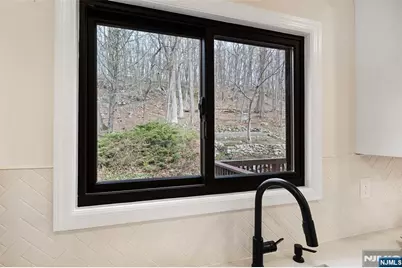 11196 Dell Place 196 #196, Stanhope, NJ 07874 - Photo 15