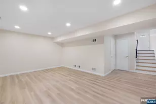 11196 Dell Pl 196, Stanhope, NJ 07874 - Photo 29
