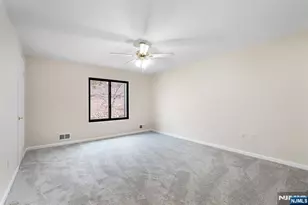 11196 Dell Pl 196, Stanhope, NJ 07874 - Photo 23
