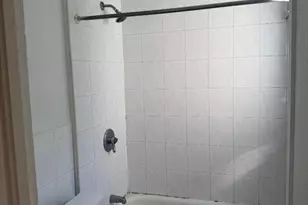 516 Anderson Ave 2, Cliffside Park, NJ 07010 - Photo 7