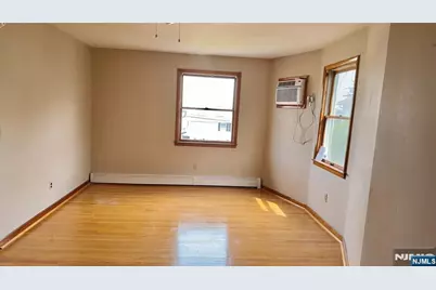 731 1st Street, Lyndhurst Township, NJ 07071 - Photo 3