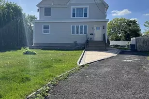 731 1st St, Lyndhurst Township, NJ 07071 - Photo 1