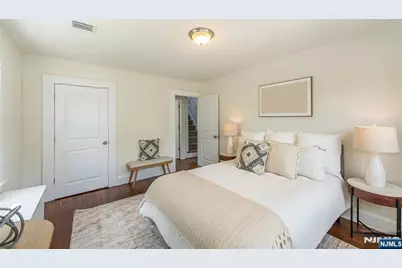 35 Howe Avenue, Montclair, NJ 07042 - Photo 35