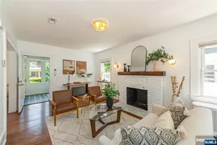 35 Howe Ave, Montclair, NJ 07042 - Photo 9