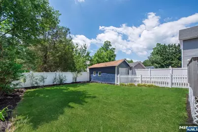 35 Howe Avenue, Montclair, NJ 07042 - Photo 47