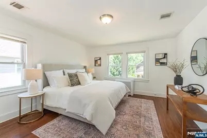35 Howe Avenue, Montclair, NJ 07042 - Photo 29
