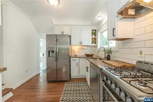 35 Howe Ave, Montclair, NJ 07042 - Photo 21