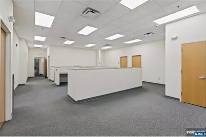 15 Union Avenue, East Rutherford, NJ 07073 - Photo 5