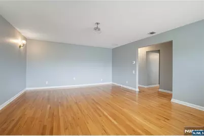 112 E Ackerman Avenue B Right Side #B right side, Emerson, NJ 07630 - Photo 3