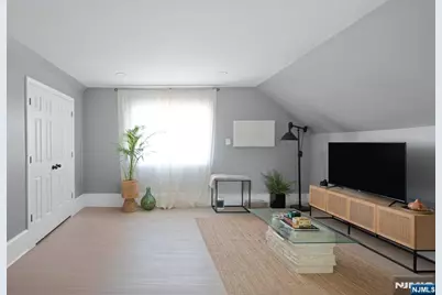 3912 Liberty Avenue 3 #3, North Bergen, NJ 07047 - Photo 5