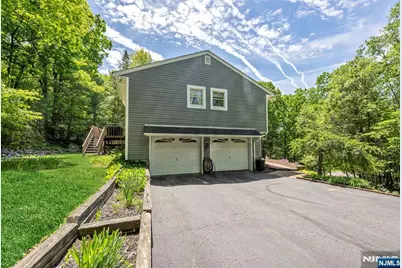 19 Rabbit Run, West Milford, NJ 07435 - Photo 27